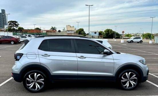 VOLKSWAGEN T-CROSS 1.0 200 TSI TOTAL FLEX AUTOMÁTICO